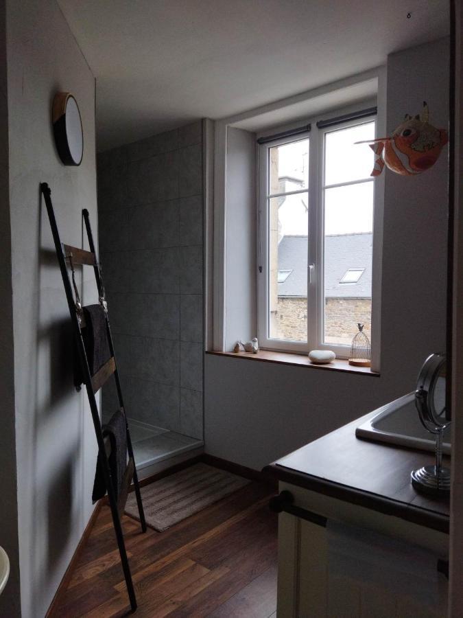 La Menardiere Serenitatis Chambre D'Hotes Petit Dejeuner Compris Corseul Экстерьер фото